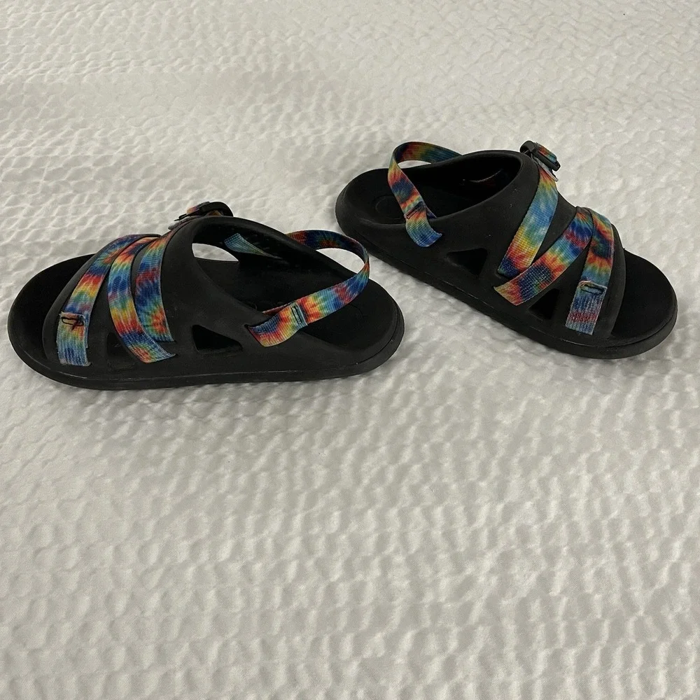 Chaco Kids Chillos Tie Dye Sport Sandals Black Rainbow Straps Size 4 Junior